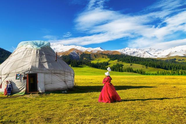 Ordos - Thảo Nguyên Ordos - Sa mạc vọng âm - KDL Thành Cát Tư Hãn 6 Ngày 5 Đêm